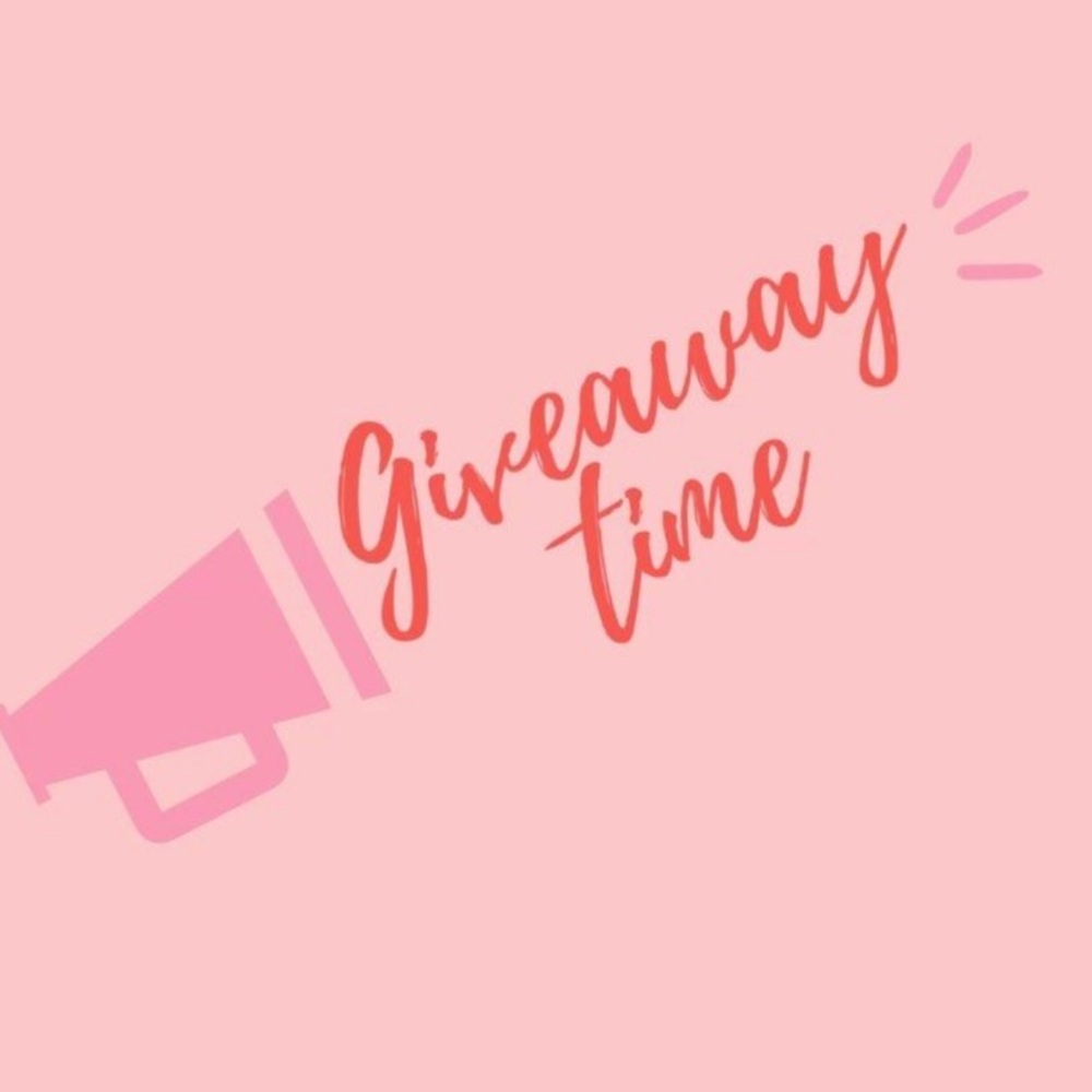 🩷Giveaway🩷